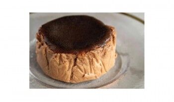とろ生チョコバスクチーズケーキ